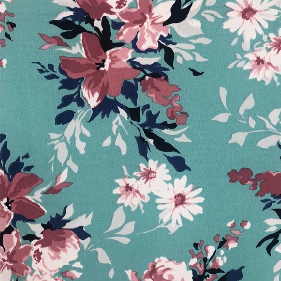 Peach Love California Floral Shift Dress (Medium) - Picture 6 of 8